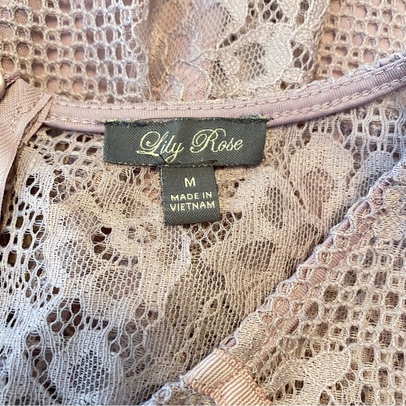 Lily Rose lacy lavender dress, size Medium - Picture 6 of 8